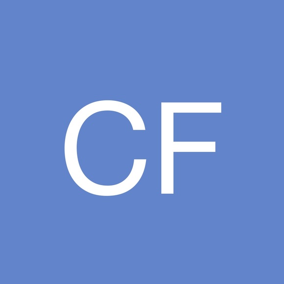 Profile Picture of Crystal Figge (@crystal_kfigg) on Poshmark