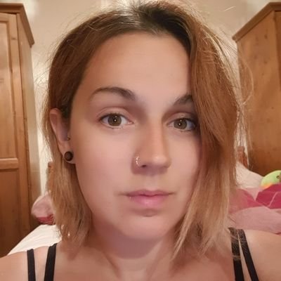 Profile Picture of Mel Monks (@Melly_M_89) on Twitter