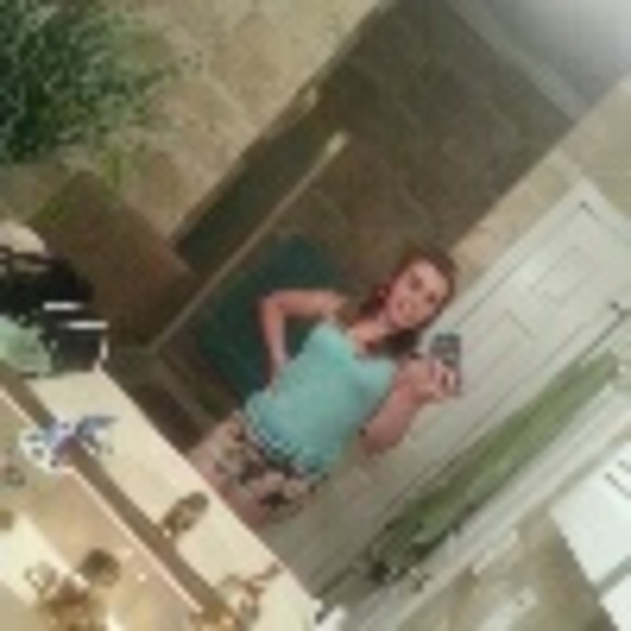 Profile Picture of Maggie Kosalka (@maggie5923) on Poshmark