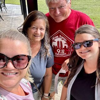 Profile Picture of Debbie Broderick (@debbieeee13) on Instagram