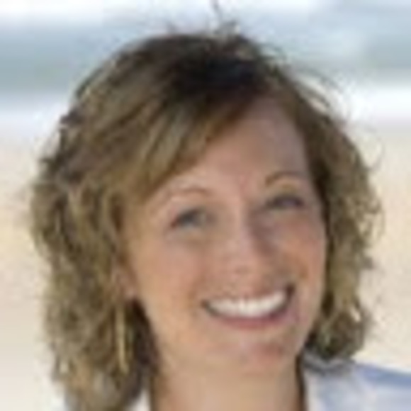 Profile Picture of Jane Collins (@jcollins7408) on Poshmark