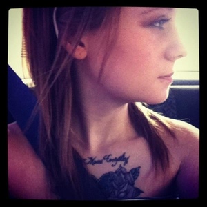 Profile Picture of Amanda Woll (@simpleplanbroughtsexiback) on Myspace