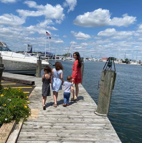 Profile Picture of Marina Lucaj (@marinalucaj) on Poshmark