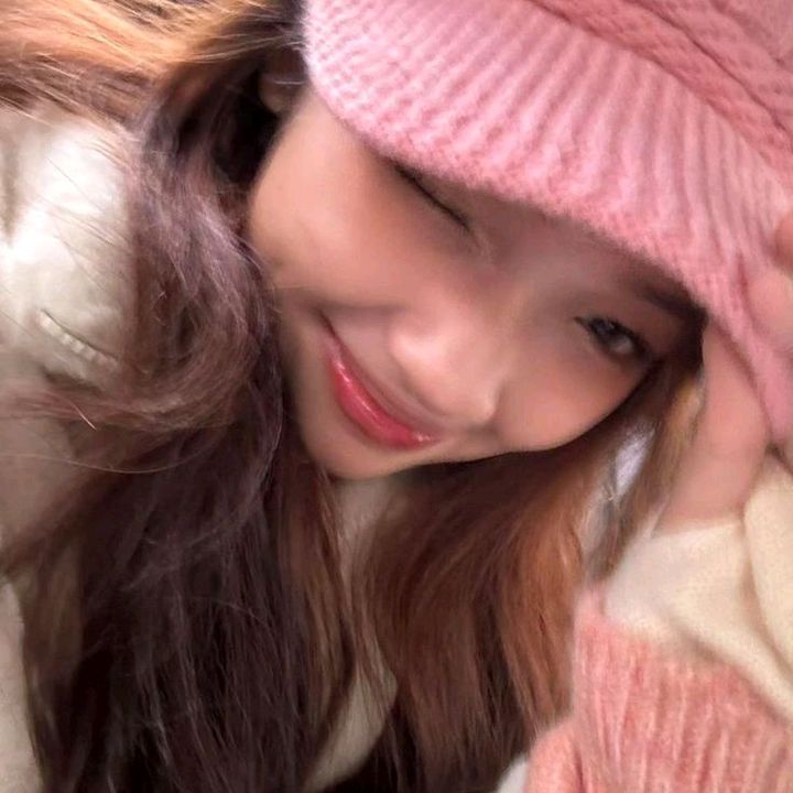 Profile Picture of ˖ ࣪ . 💘 𝗔𝗹𝗶𝗰𝗲 ꒱ ♡ ˚ . (@alicespark) on Tiktok