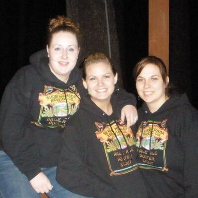 Profile Picture of Miranda Coomes (@miranda1016) on Twitter