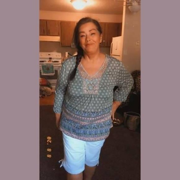 Profile Picture of Wanda Galigher (@wandamarlene62) on Poshmark