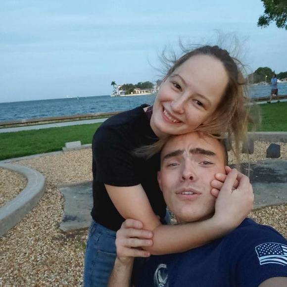 Profile Picture of Erika Neetz (@erikaneetz) on Poshmark