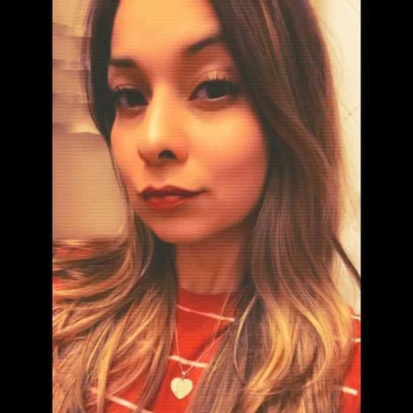 Profile Picture of Noemi Noemi (@noemiprado2008) on Poshmark