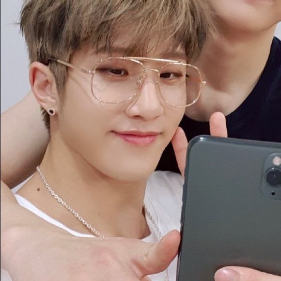 Lee Dongmin - Poshmark Profile Picture of Lee Dongmin (@leedongmin) on Poshmark