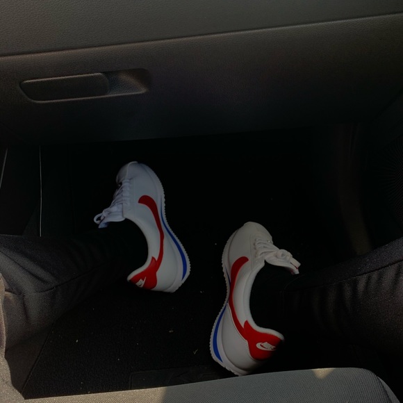 Profile Picture of Chris Alonso (@chrisg35a) on Poshmark