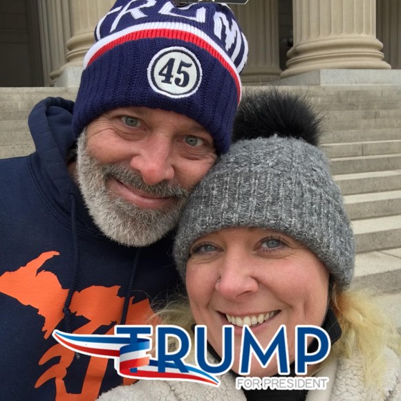 Profile Picture of Paula Trippensee (@paulatrippensee) on Poshmark