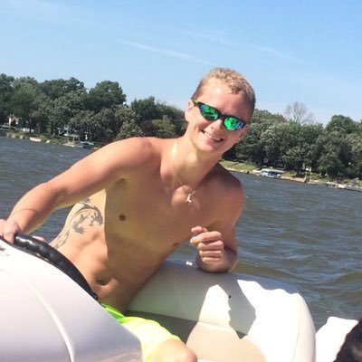 Profile Picture of Dillon Poole (@Dillonpoole5) on Twitter