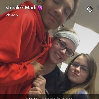 Profile Picture of Haley Huffman (@haleyhuffman02) on Twitter
