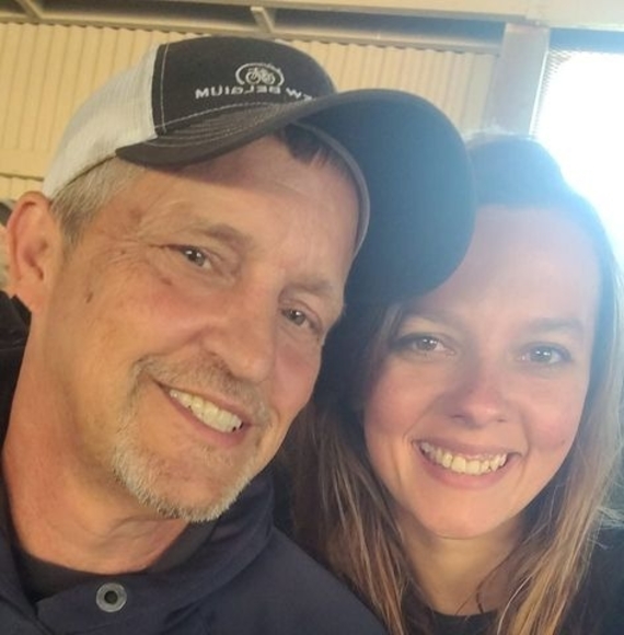 Profile Picture of Beth Alstine (@aavanalstine96) on Poshmark