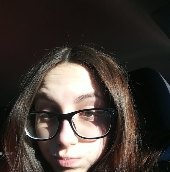 Profile Picture of Alexia Grant (@alexiagrant) on Poshmark