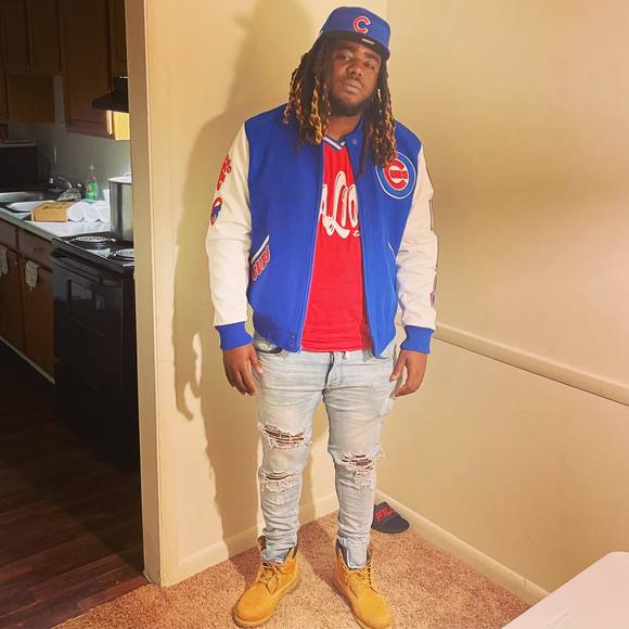 Profile Picture of Kidd Kidd (@kiddkidd2479) on Poshmark