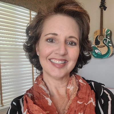 Profile Picture of Accidental First Lady (@KerryKriseman) on Twitter