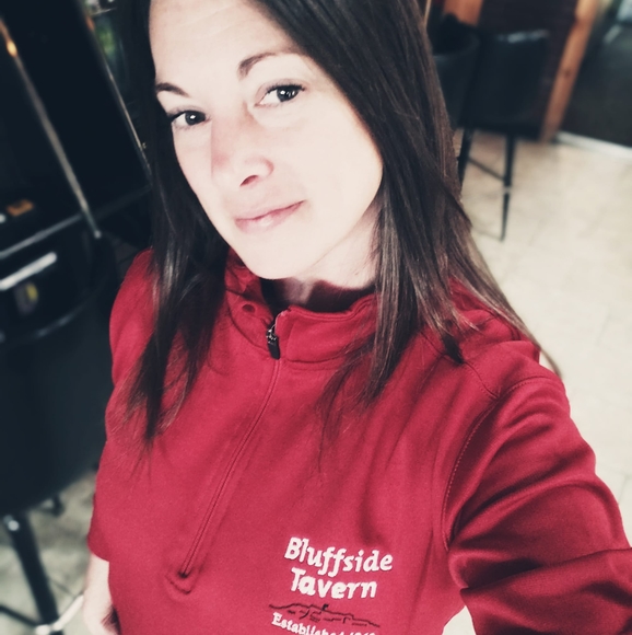 Profile Picture of Annie Schatzley-weigel (@knaweigel) on Poshmark