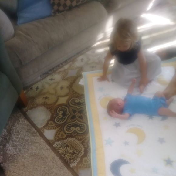 Profile Picture of Roseann Karlberg (@roseannkarlberg) on Poshmark