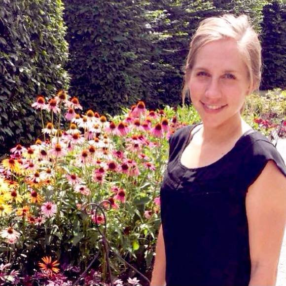 Profile Picture of Natalie Bramwell (@natbrams) on Poshmark