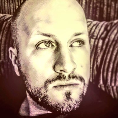 Profile Picture of Robert Leigh (@RobertLeigh4) on Twitter