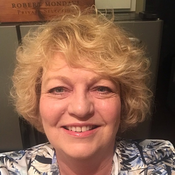 Profile Picture of Mariette Mealor (@usdutchie61) on Poshmark