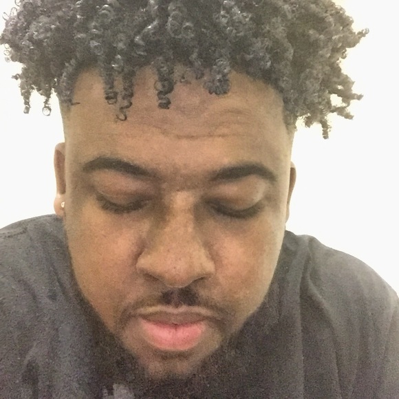 Profile Picture of Eric Nelums (@enelums94) on Poshmark