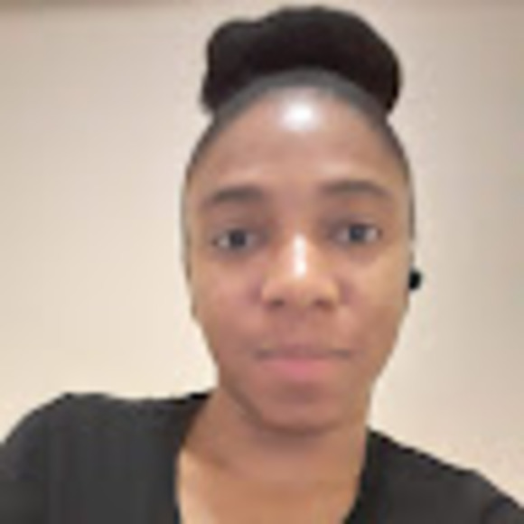 Profile Picture of Kris Bowen-campbell (@sasha22b) on Poshmark