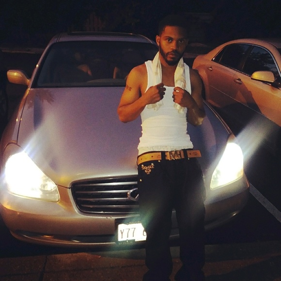 Profile Picture of Jeremy Blue (@jbthafinessa) on Poshmark
