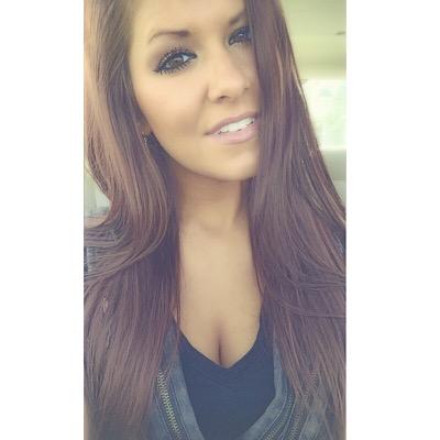 Profile Picture of Chelsi Davis (@chelsi_33) on Twitter