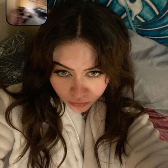 Profile Picture of Erika Schneible (@deftonesdollyyy) on Poshmark