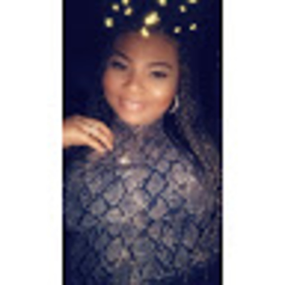 Profile Picture of Nateesha Jacobs (@nateeshajacobs) on Poshmark