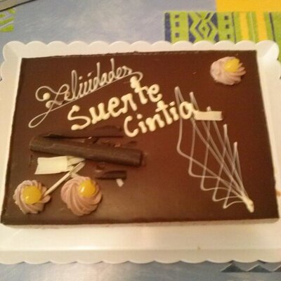 Profile Picture of Cynthia Pintor (@cynthiaalemania) on Twitter