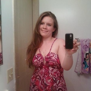 Profile Picture of Amber Retzloff (@ambermarie13) on Myspace