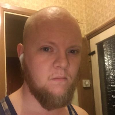 Profile Picture of Richard Humphries (@RichardH1991) on Twitter