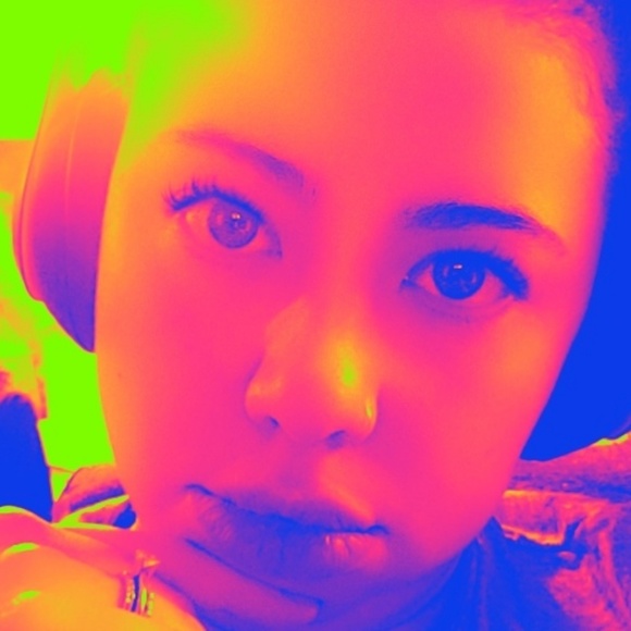 Profile Picture of Coreena Hynes (@chynes2020) on Poshmark