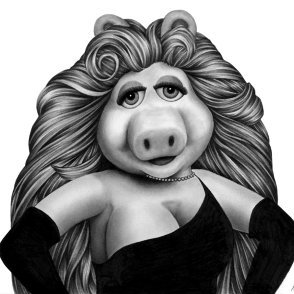 Profile Picture of Ebony Guthridge (@pwdebony) on Poshmark