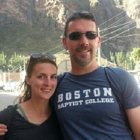 Profile Picture of Shaleena & mike Quinlan (@elmiguelq) on Poshmark