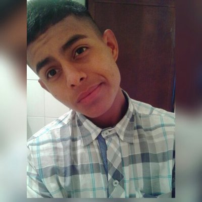 Profile Picture of Michael Viveros (@2f1ea1360c404dc) on Twitter