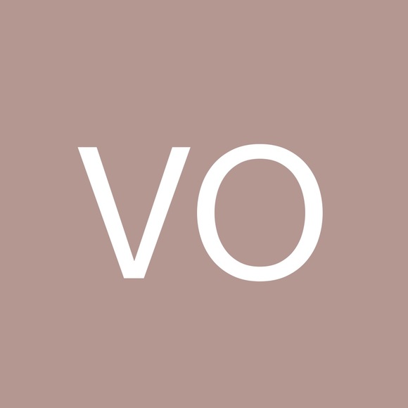 Profile Picture of Vicki Otness (@votness) on Poshmark