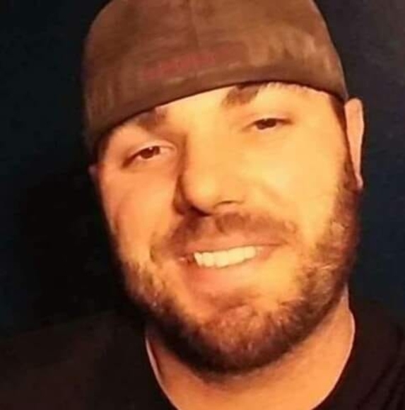 Profile Picture of Tj Coffey (@coffey0810) on Poshmark