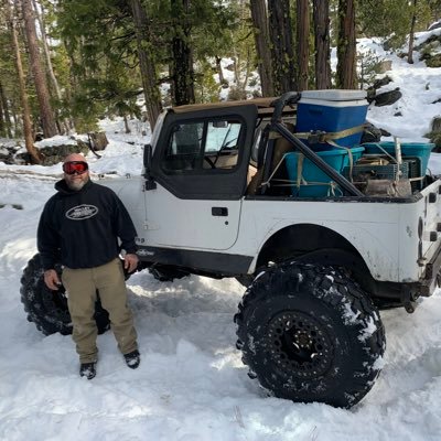 Profile Picture of Bryan Sennett/ Unique Surfaces (@sennett_bryan) on Twitter