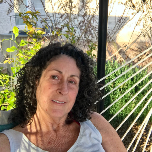 Profile Picture of Karyn Rodenbeek (@desertratz) on Poshmark