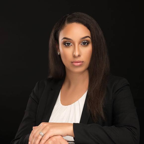 Profile Picture of Fatima Dunbar (@f_alexis) on Poshmark