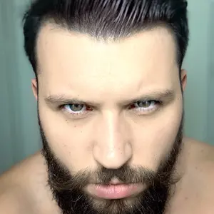 Profile Picture of Alex Fernandes (@alex_f_folk) on Tiktok