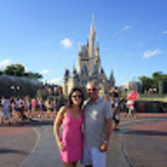 Profile Picture of Tara Ruppelt (@tararuppelt) on Poshmark