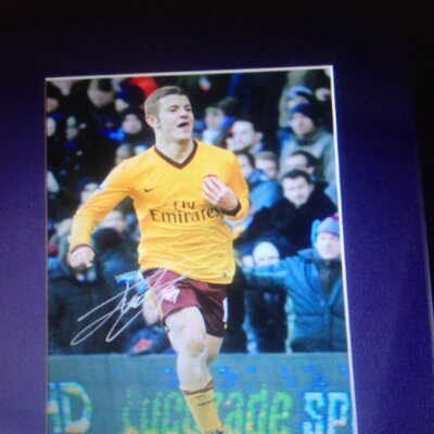Profile Picture of Joe Gallon (@signedphotos93) on Twitter