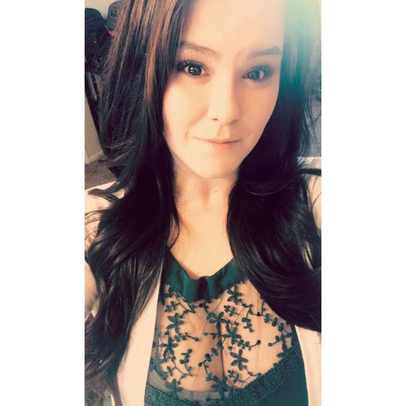 Profile Picture of Tanja Gamelin (@tanjagamelin) on Poshmark