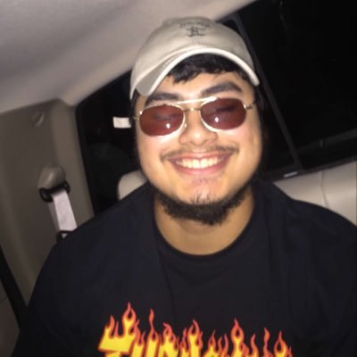 Profile Picture of Chon Hernandez 🦇 🐍 (@ChonHernandez5) on Twitter