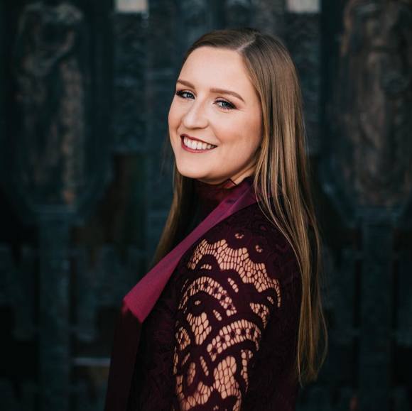 Profile Picture of Morgan Traylor (@morgan_traylor) on Poshmark
